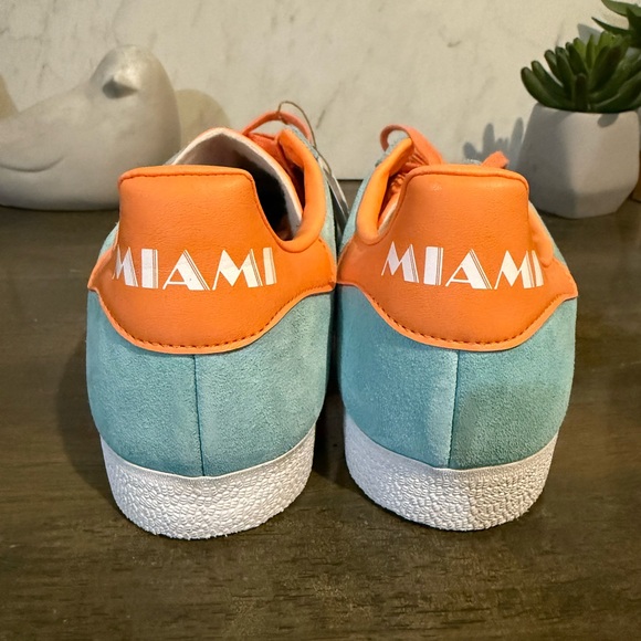 adidas 2024 INTER MIAMI CF ADIDAS ARCHIVE GAZELLE - Picture 13 of 15